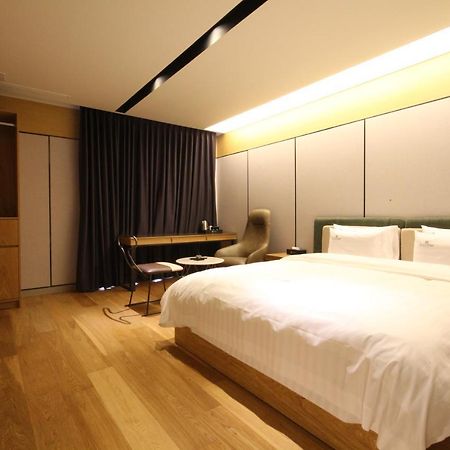 Hotel Eco Stay Jeonju Zewnętrze zdjęcie