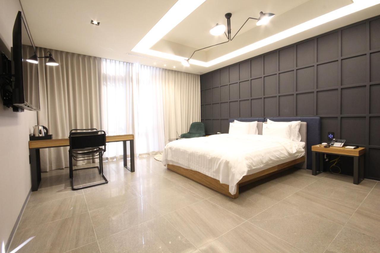 Hotel Eco Stay Jeonju Zewnętrze zdjęcie