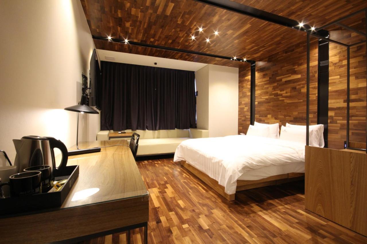 Hotel Eco Stay Jeonju Zewnętrze zdjęcie