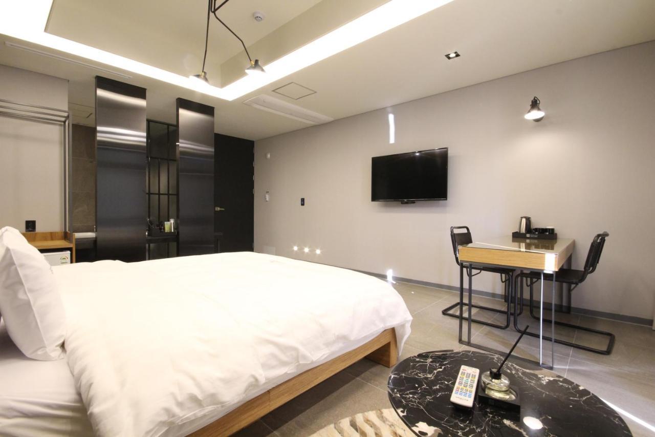Hotel Eco Stay Jeonju Zewnętrze zdjęcie