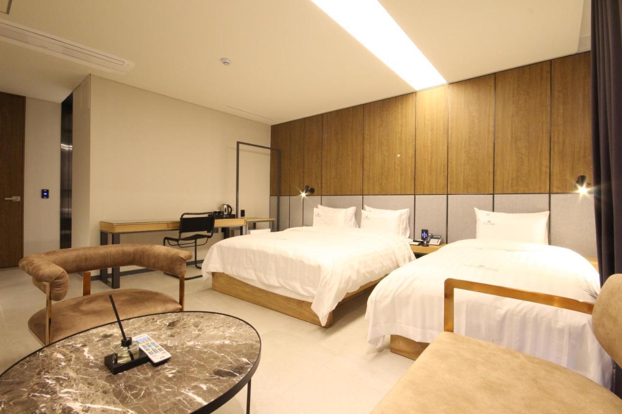 Hotel Eco Stay Jeonju Zewnętrze zdjęcie