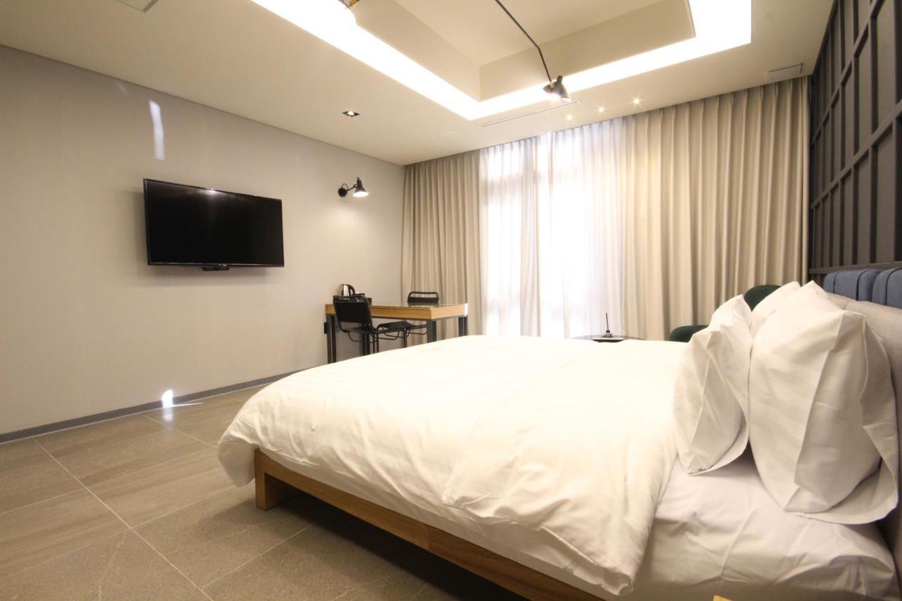 Hotel Eco Stay Jeonju Zewnętrze zdjęcie