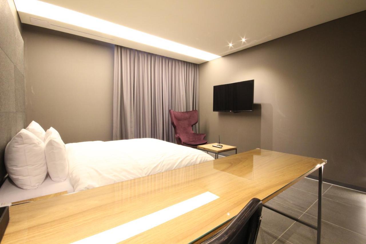Hotel Eco Stay Jeonju Zewnętrze zdjęcie