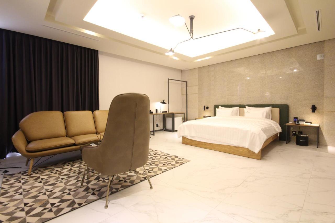 Hotel Eco Stay Jeonju Zewnętrze zdjęcie