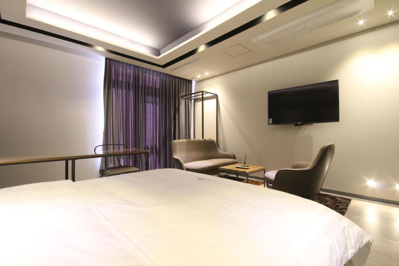 Hotel Eco Stay Jeonju Zewnętrze zdjęcie