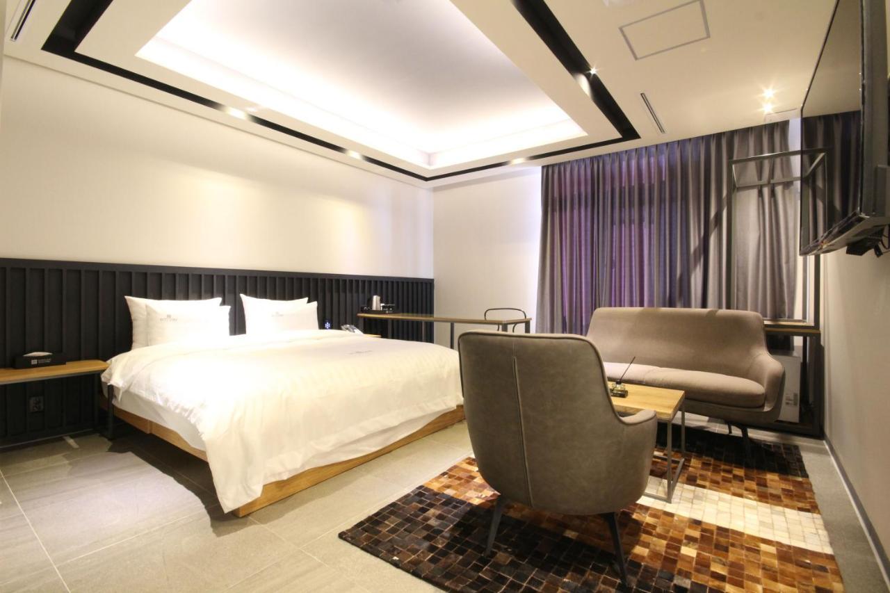 Hotel Eco Stay Jeonju Zewnętrze zdjęcie