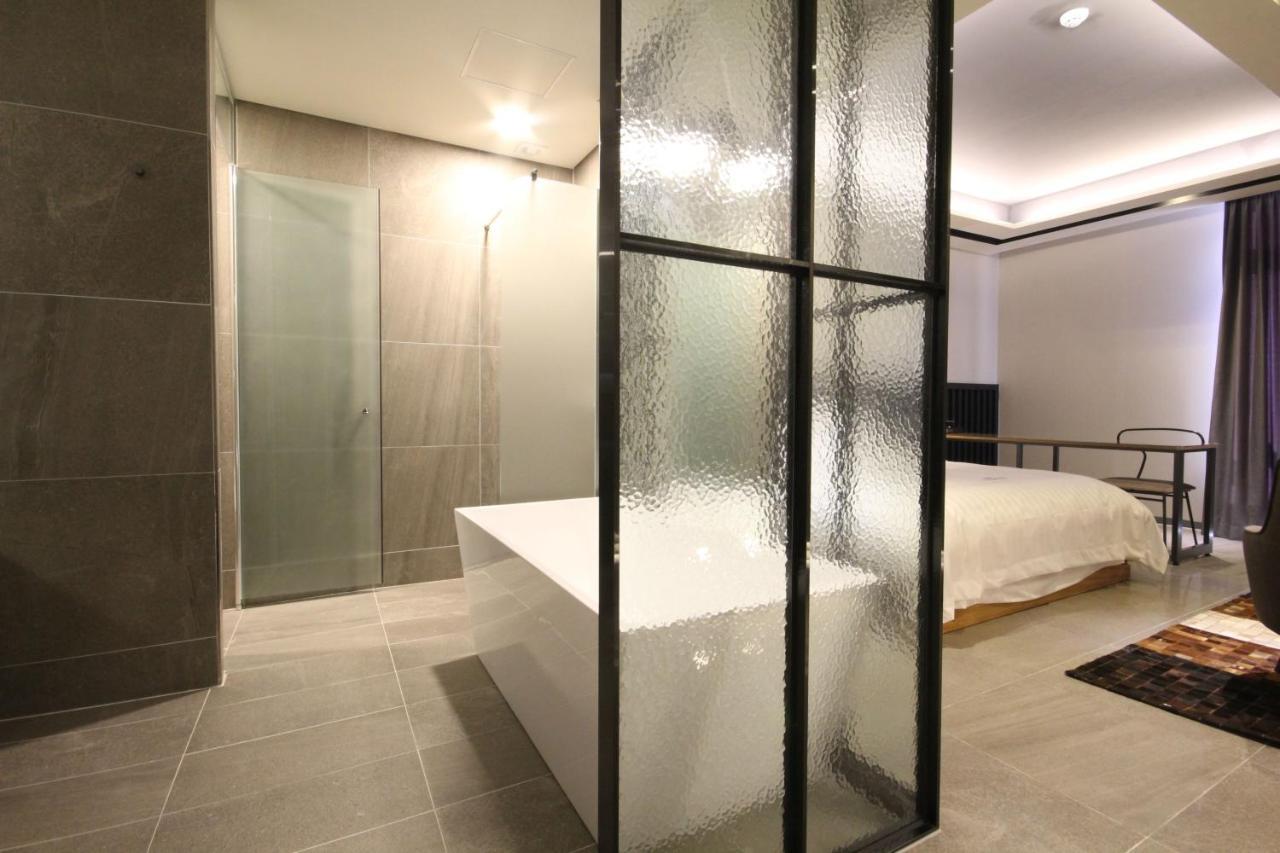 Hotel Eco Stay Jeonju Zewnętrze zdjęcie