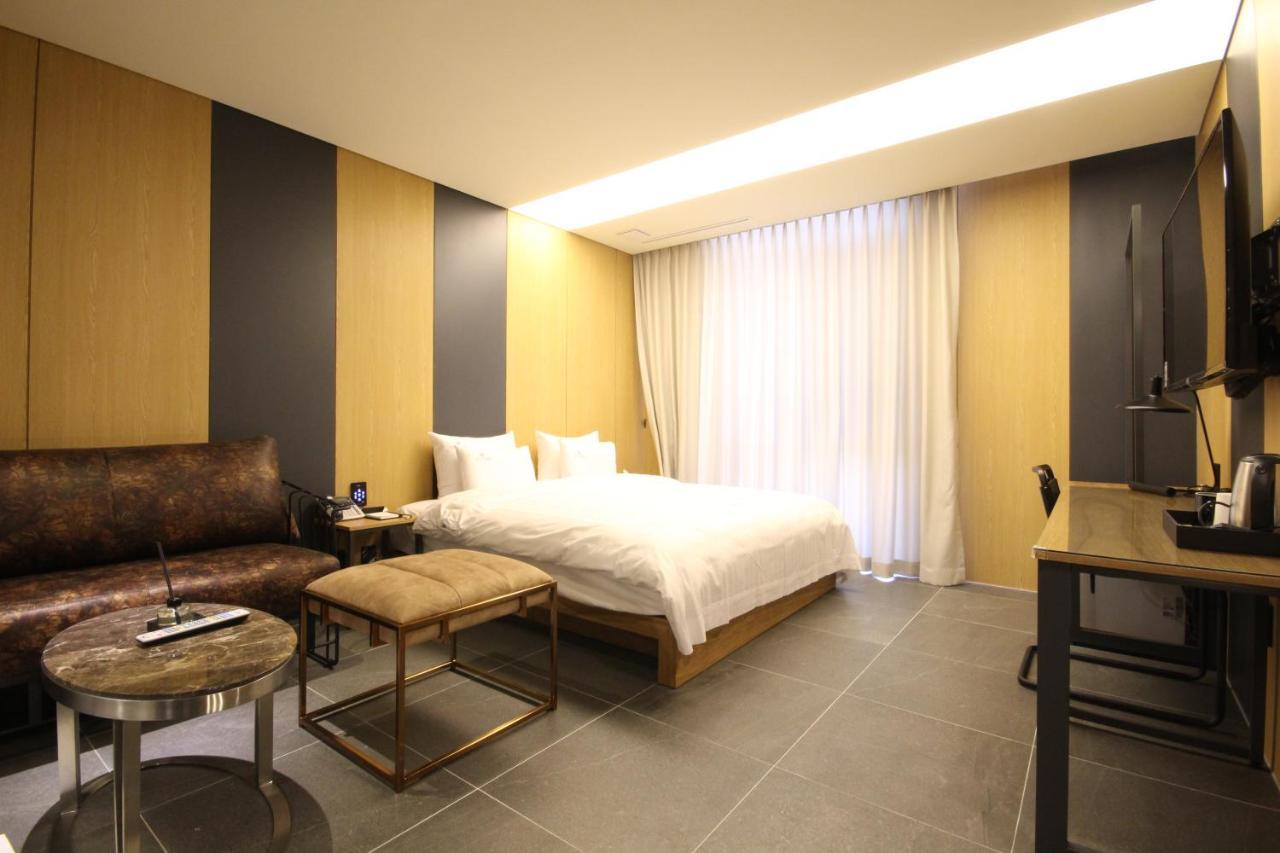 Hotel Eco Stay Jeonju Zewnętrze zdjęcie